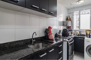 Apartamento à venda com 66m², 3 dormitórios, 1 suíte no bairro Vila Ipiranga em Porto Alegre - Foto 8