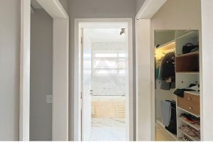 Casa em Condomínio à venda com 300m², 5 dormitórios, 2 suítes, 4 vagas no bairro Ipanema em Porto Alegre - Foto 18