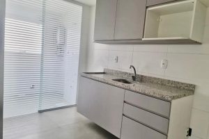 Apartamento à venda com 83m², 2 dormitórios, 2 suítes, 2 vagas no bairro Higienópolis em Porto Alegre - Foto 11