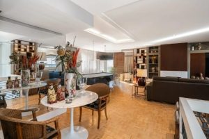 Cobertura à venda com 460m², 4 dormitórios, 4 suítes, 5 vagas no bairro Higienópolis em Porto Alegre - Foto 3