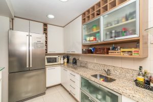 Cobertura com 162m², 2 dormitórios, 1 suíte, 2 vagas no bairro Chácara das Pedras em Porto Alegre - Foto 10