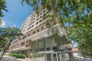 Salas/Conjuntos à venda com 95m², 1 vaga no bairro Auxiliadora em Porto Alegre - Foto 3