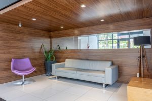 Apartamento à venda com 76m², 2 dormitórios, 1 suíte, 2 vagas no bairro Petrópolis em Porto Alegre - Foto 19