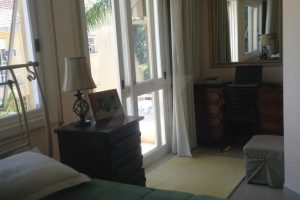 Casa em Condomínio à venda com 210m², 3 dormitórios, 3 suítes, 1 vaga no bairro Tristeza em Porto Alegre - Foto 9