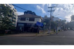 Prédio Comercial à venda com 840m² no bairro Cristo Redentor em Porto Alegre - Foto 2