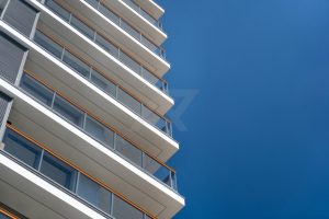 Apartamento à venda com 70m², 2 dormitórios, 1 suíte, 2 vagas no bairro Boa Vista em Porto Alegre - Foto 2