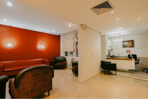 Prédio Comercial à venda com 395m² no bairro Rio Branco em Porto Alegre - Foto 2