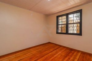 Casa com 260m², 5 dormitórios no bairro Petrópolis em Porto Alegre - Foto 8