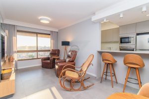 Apartamento à venda com 74m², 2 dormitórios, 1 suíte, 1 vaga no bairro Petrópolis em Porto Alegre - Foto 6