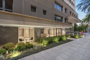 Salas/Conjuntos à venda com 95m², 1 vaga no bairro Auxiliadora em Porto Alegre - Foto 4