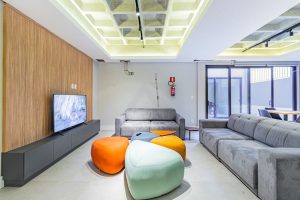 Apartamento à venda com 45m², 1 dormitório, 1 suíte, 1 vaga no bairro Cidade Baixa em Porto Alegre - Foto 5