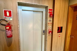 Apartamento à venda com 65m², 2 dormitórios, 1 suíte, 2 vagas no bairro Tristeza em Porto Alegre - Foto 5