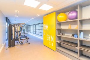 Apartamento com 61m², 2 dormitórios, 1 suíte, 1 vaga no bairro Passo da Areia em Porto Alegre - Foto 40