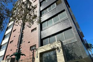 Apartamento à venda com 100m², 3 dormitórios, 3 suítes, 2 vagas no bairro Higienópolis em Porto Alegre - Foto 7