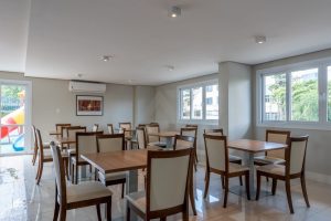 Apartamento à venda com 76m², 2 dormitórios, 1 suíte, 2 vagas no bairro Petrópolis em Porto Alegre - Foto 23