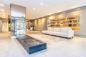 Apartamento com 61m², 2 dormitórios, 1 suíte, 1 vaga no bairro Passo da Areia em Porto Alegre - Foto 49