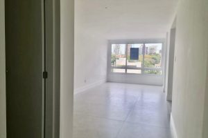 Apartamento à venda com 83m², 2 dormitórios, 2 suítes, 2 vagas no bairro Higienópolis em Porto Alegre - Foto 8