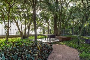 Casa em Condomínio à venda com 494m², 3 dormitórios, 3 suítes, 3 vagas no bairro Pedra Redonda em Porto Alegre - Foto 16