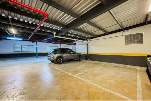 Apartamento com 61m², 2 dormitórios, 1 suíte, 1 vaga no bairro Passo da Areia em Porto Alegre - Foto 34