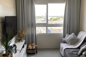 Apartamento à venda com 62m², 2 dormitórios, 1 suíte, 1 vaga no bairro Navegantes em Porto Alegre - Foto 3