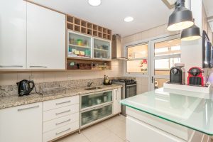 Cobertura com 162m², 2 dormitórios, 1 suíte, 2 vagas no bairro Chácara das Pedras em Porto Alegre - Foto 8