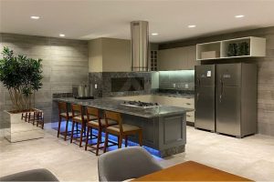 Apartamento à venda com 87m², 2 dormitórios, 1 suíte, 2 vagas no bairro Menino Deus em Porto Alegre - Foto 3