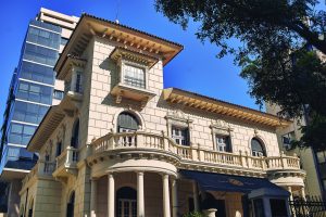 Apartamento à venda com 85m², 2 dormitórios, 2 suítes, 1 vaga no bairro Moinhos de Vento em Porto Alegre - Foto 2