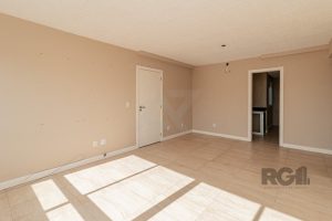 Apartamento à venda com 70m², 2 dormitórios, 1 suíte, 1 vaga no bairro Jardim Sabará em Porto Alegre - Foto 5