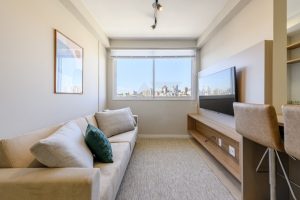 Apartamento à venda com 55m², 2 dormitórios, 1 suíte, 1 vaga no bairro São João em Porto Alegre - Foto 5