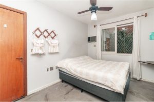 Casa à venda com 390m², 6 dormitórios, 2 suítes, 5 vagas no bairro Boa Vista em Porto Alegre - Foto 40