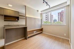 Apartamento à venda com 67m², 3 dormitórios, 1 suíte, 1 vaga no bairro Passo da Areia em Porto Alegre - Foto 6