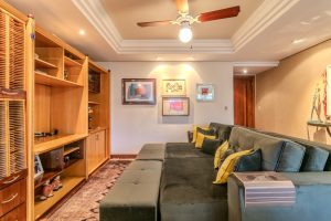 Apartamento à venda com 167m², 3 dormitórios, 1 suíte, 2 vagas no bairro Petrópolis em Porto Alegre - Foto 5