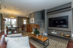 Casa em Condomínio à venda com 188m², 3 dormitórios, 1 suíte, 2 vagas no bairro Vila Nova em Porto Alegre - Foto 7