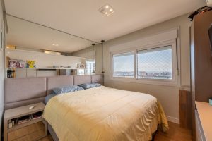 Apartamento à venda com 76m², 2 dormitórios, 1 suíte, 2 vagas no bairro Petrópolis em Porto Alegre - Foto 10