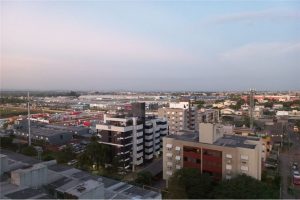 Apartamento à venda com 66m², 3 dormitórios, 1 suíte, 1 vaga no bairro Jardim Lindóia em Porto Alegre - Foto 8