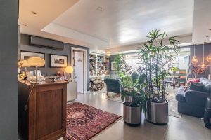 Apartamento com 103m², 1 dormitório, 2 vagas no bairro Menino Deus em Porto Alegre - Foto 2