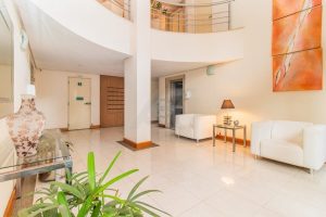 Apartamento à venda com 74m², 2 dormitórios, 1 suíte, 1 vaga no bairro Petrópolis em Porto Alegre - Foto 28