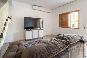 Casa à venda com 170m², 4 dormitórios, 1 vaga no bairro São João em Porto Alegre - Foto 2