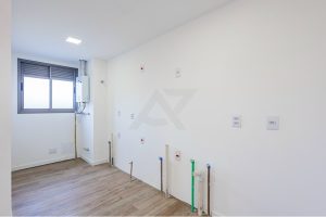 Apartamento com 61m², 2 dormitórios, 1 suíte, 1 vaga no bairro Passo da Areia em Porto Alegre - Foto 15