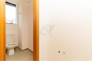 Salas/Conjuntos à venda com 48m², 2 vagas no bairro Floresta em Porto Alegre - Foto 2