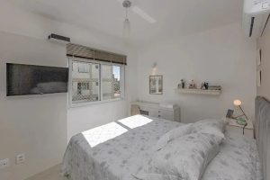 Apartamento à venda com 61m², 2 dormitórios, 1 suíte, 1 vaga no bairro Higienopolis em Porto Alegre - Foto 6