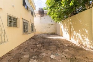 Apartamento à venda com 85m², 3 dormitórios, 1 vaga no bairro Bom Jesus em Porto Alegre - Foto 3