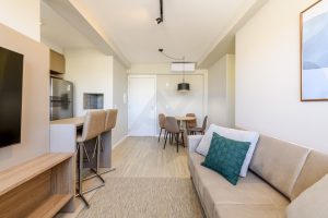 Apartamento à venda com 55m², 2 dormitórios, 1 suíte, 1 vaga no bairro São João em Porto Alegre - Foto 4