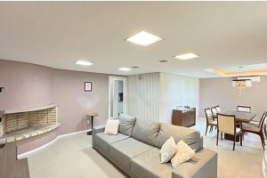 Casa em Condomínio à venda com 300m², 5 dormitórios, 2 suítes, 4 vagas no bairro Ipanema em Porto Alegre - Foto 4