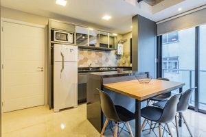 Apartamento à venda com 45m², 1 dormitório, 1 suíte, 1 vaga no bairro Cidade Baixa em Porto Alegre - Foto 12