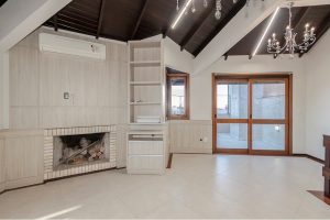 Cobertura à venda com 214m², 3 dormitórios, 1 suíte, 1 vaga no bairro Tristeza em Porto Alegre - Foto 2