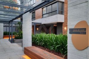 Apartamento à venda com 195m², 3 dormitórios, 1 suíte, 3 vagas no bairro Três Figueiras em Porto Alegre - Foto 8