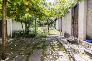 Casa à venda com 264m², 3 dormitórios, 1 suíte, 3 vagas no bairro Partenon em Porto Alegre - Foto 5