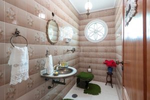 Casa à venda com 725m², 4 dormitórios, 1 suíte, 4 vagas no bairro Vila Assunção em Porto Alegre - Foto 4