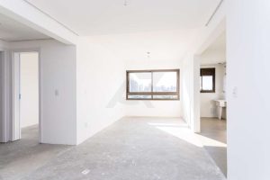 Apartamento à venda com 67m², 2 dormitórios, 1 suíte, 1 vaga no bairro Passo da Areia em Porto Alegre - Foto 2